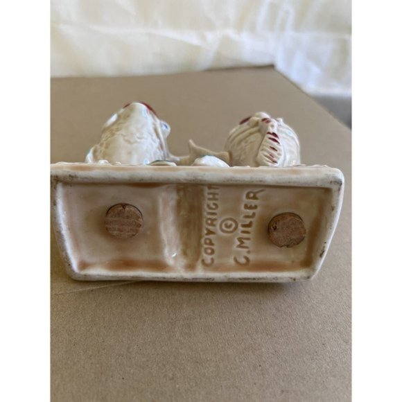Regal China Fish Couple One Piece Salt & pepper Shaker - Picture 9 of 9